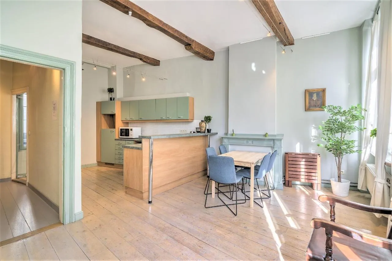 The Hendrik Lodge Old Town Antwerp contacts
